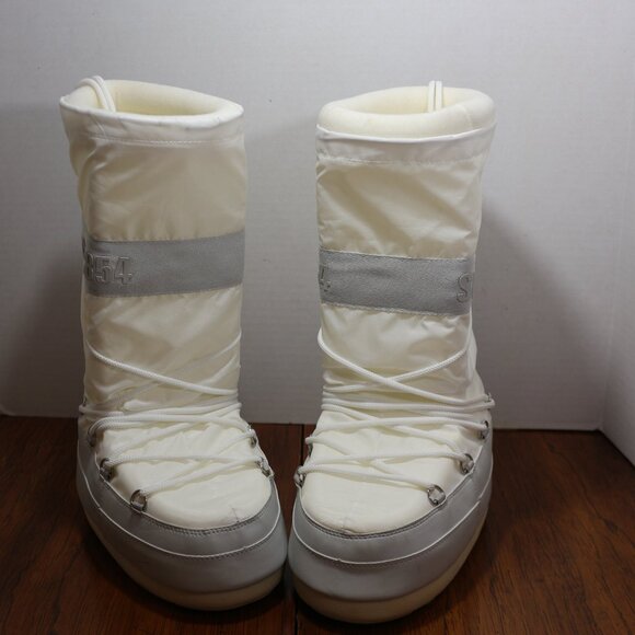 STEVE MADDEN SNOW BOOTS - Picture 1 of 5